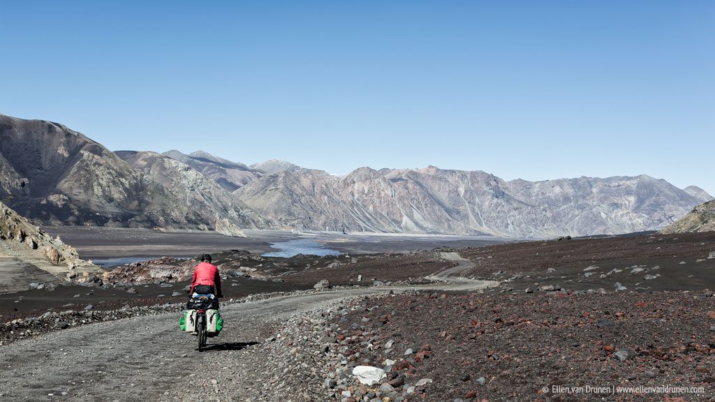 Cycling Paso Pichachen