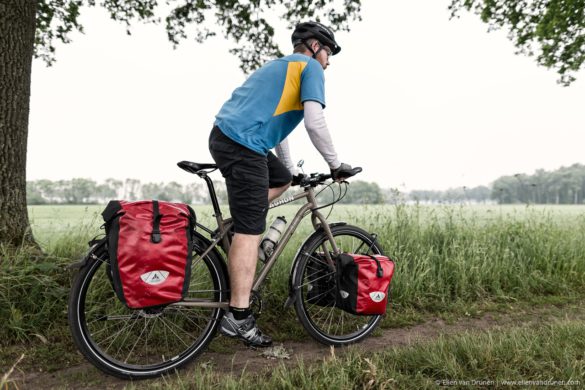 Cycling in the Netherlands on an Avaghon X29