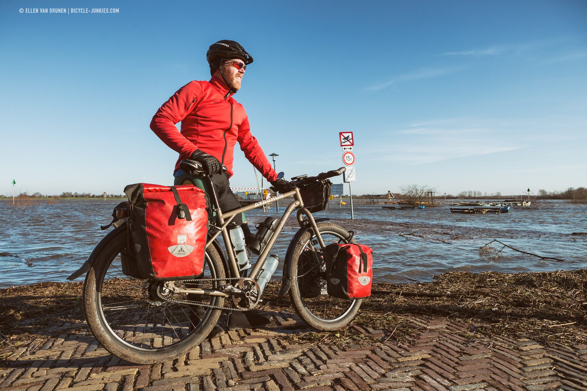 Cycling the Veluwe on an Avaghon X27.5