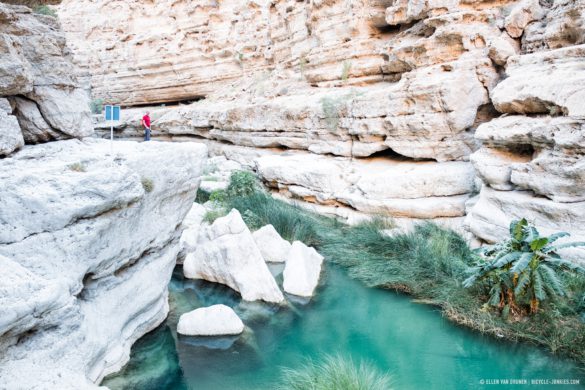 The hike to Wadi Shab